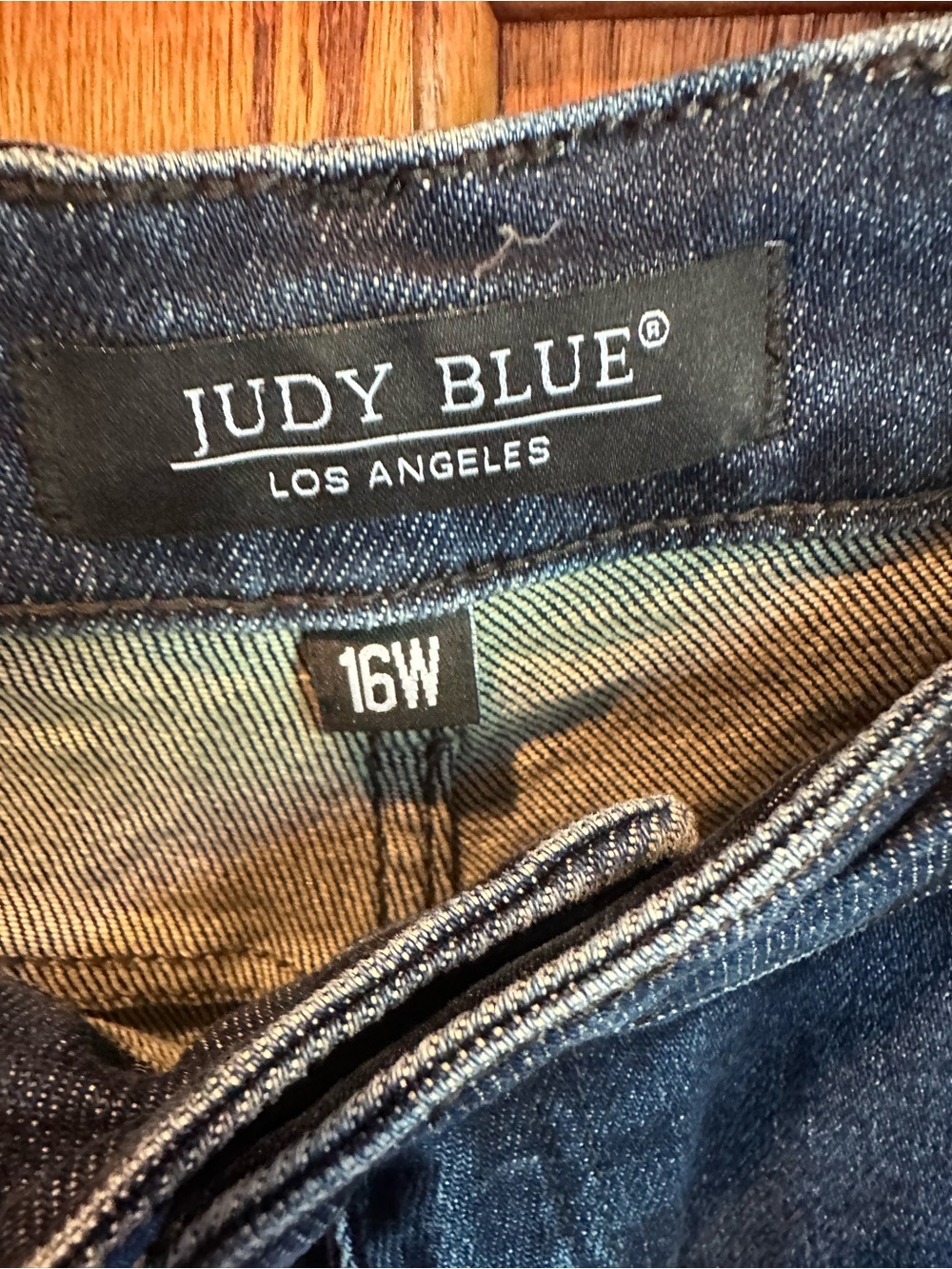 Judy Blue Size 16W Buffalo Plaid Patch Mid Rise Cuffed Boyfriend Jeans New - Picture 5 of 16
